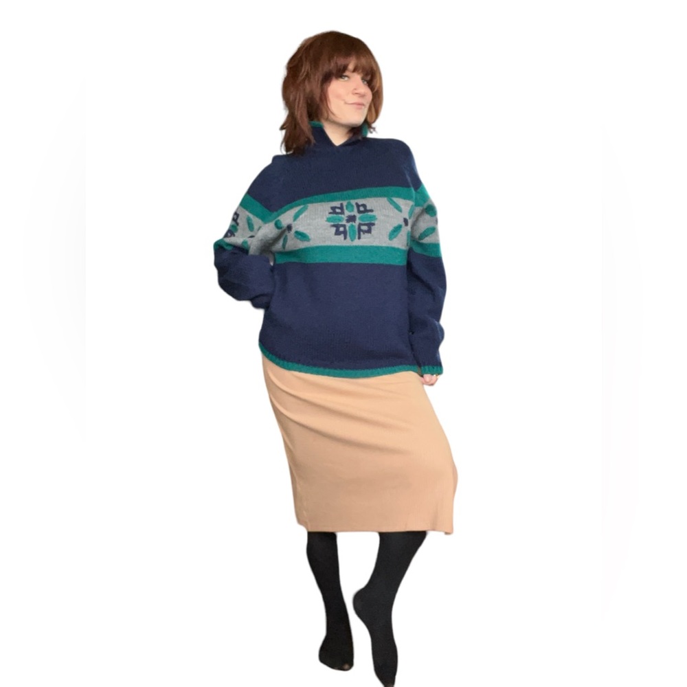 Vintage Holiday Sweater with collar